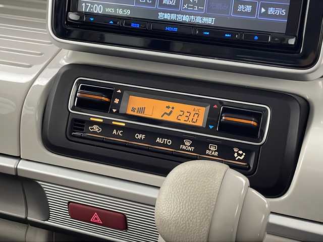スズキ スペーシア HYBRID X 宮崎県 2020(令2)年 2.8万km オフブルーメタリック/ホワイト2トーン 禁煙車/衝突被害軽減ブレーキ/純正8型ナビTV/（SKX-S804/CD/DVD/Bluetooth/フルセグTV)/純正バックカメラ/純正ビルトインETC/純正セキュリティアラーム/純正フロアマット/両側電動スライドドア/レーンディパーチャーアラート/クリアランスソナー/シートヒーター/オートエアコン/スマートキー/プッシュエンジンスタート/スペアキー/新車時保証書/取扱い説明書