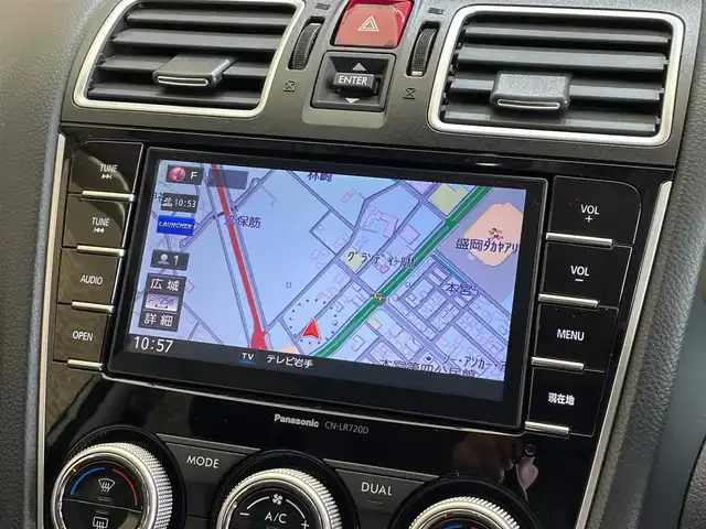 スバル フォレスター S－リミテッド 岩手県 2017(平29)年 10.6万km クリスタルホワイトP ４WD/X-MODE/アイサイトVer.3/アドバンスドセイフティパッケージ/全車速追従機能付きクルーズコントロール/アクティブレーンキープ/プリクラッシュブレーキ/AT誤発進抑制制御/スバルリヤビークルディテクション/アダプティブドライビングビーム/ヒルディセントコントロール/横滑り防止装置/アイドリングストップ/ステアリング連動ヘッドランプ/パワーシート（前席）/シートヒーター（前席・後席左右）/パドルシフト/純正ナビ/（CD/DVD/フルセグ/SD/Bluetooth）/バックカメラ/ETC/LEDヘッドランプ/純正18インチアルミホイール