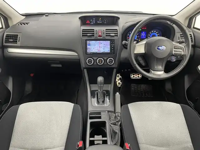 スバル インプレッサ ＸＶ ハイブリッド 2．0i－L 富山県 2014(平26)年 3.8万km サテンホワイトパール 4WD/社外ナビ(AM/FM/BT/CD/DVD)/フルセグTV/クルーズコントロール/衝突軽減ブレーキ/横滑り防止装置/オートライト/ヘッドライトウォッシャー/社外フロアマット/純正AW/ETC/キセノンヘッドライト/スマートキー/スペアキー1本/プッシュスタート/電動格納ミラー/バニティミラー/取扱説明書/保証書
