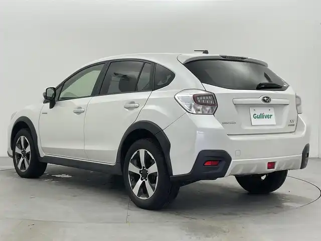 スバル インプレッサ ＸＶ ハイブリッド 2．0i－L 富山県 2014(平26)年 3.8万km サテンホワイトパール 4WD/社外ナビ(AM/FM/BT/CD/DVD)/フルセグTV/クルーズコントロール/衝突軽減ブレーキ/横滑り防止装置/オートライト/ヘッドライトウォッシャー/社外フロアマット/純正AW/ETC/キセノンヘッドライト/スマートキー/スペアキー1本/プッシュスタート/電動格納ミラー/バニティミラー/取扱説明書/保証書