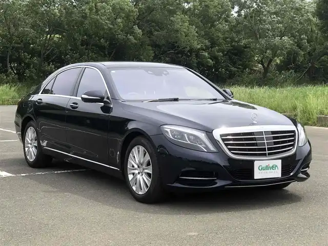 メルセデス・ベンツ Ｓ５５０Ｌ 福岡県 2016(平28)年 2.7万km カバンサイトブルー 純正メーカーナビ/　フルセグTV/CD/DVD/Bluetooth/360°カメラ/アクティブパーキングアシスト/パノラミックスライディングルーフ/ウィンカーミラー/クルーズコントロール/サンルーフ/木目調革巻きステアリング/全席パワーシート、シートヒーター/後席電動ブラインド/Burmesterサラウンドサウンドシステム/プッシュスタート/ETC/純正18インチアルミホイール/ドライブレコーダー【DRY-WiFiV5】/レーダー探知機【Z260Cｓｄ】/アンビエントライト/保証書/取扱説明書/レーダーセーフティパッケージ/・ブレーキアシストプラス/・後方衝突警告システム/・PRE-SAFEブレーキ/・アクティブレーンキーピングアシスト/・アクティブブラインドスポットアシスト/・ディストロニックプラス/・チャイルドセーフティシートセンサー（助手席）