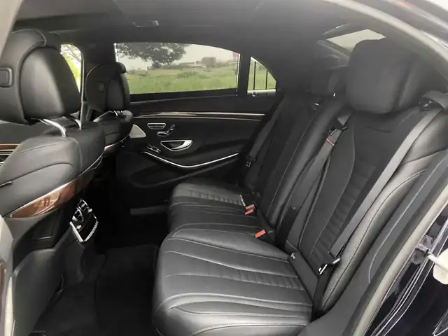 メルセデス・ベンツ Ｓ５５０Ｌ 福岡県 2016(平28)年 2.7万km カバンサイトブルー 純正メーカーナビ/　フルセグTV/CD/DVD/Bluetooth/360°カメラ/アクティブパーキングアシスト/パノラミックスライディングルーフ/ウィンカーミラー/クルーズコントロール/サンルーフ/木目調革巻きステアリング/全席パワーシート、シートヒーター/後席電動ブラインド/Burmesterサラウンドサウンドシステム/プッシュスタート/ETC/純正18インチアルミホイール/ドライブレコーダー【DRY-WiFiV5】/レーダー探知機【Z260Cｓｄ】/アンビエントライト/保証書/取扱説明書/レーダーセーフティパッケージ/・ブレーキアシストプラス/・後方衝突警告システム/・PRE-SAFEブレーキ/・アクティブレーンキーピングアシスト/・アクティブブラインドスポットアシスト/・ディストロニックプラス/・チャイルドセーフティシートセンサー（助手席）