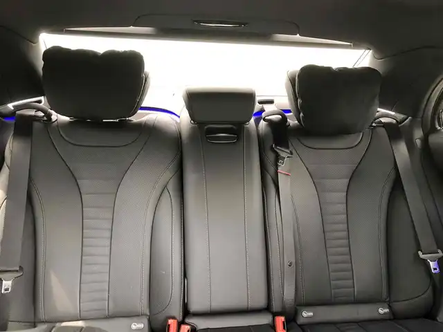 メルセデス・ベンツ Ｓ５５０Ｌ 福岡県 2016(平28)年 2.7万km カバンサイトブルー 純正メーカーナビ/　フルセグTV/CD/DVD/Bluetooth/360°カメラ/アクティブパーキングアシスト/パノラミックスライディングルーフ/ウィンカーミラー/クルーズコントロール/サンルーフ/木目調革巻きステアリング/全席パワーシート、シートヒーター/後席電動ブラインド/Burmesterサラウンドサウンドシステム/プッシュスタート/ETC/純正18インチアルミホイール/ドライブレコーダー【DRY-WiFiV5】/レーダー探知機【Z260Cｓｄ】/アンビエントライト/保証書/取扱説明書/レーダーセーフティパッケージ/・ブレーキアシストプラス/・後方衝突警告システム/・PRE-SAFEブレーキ/・アクティブレーンキーピングアシスト/・アクティブブラインドスポットアシスト/・ディストロニックプラス/・チャイルドセーフティシートセンサー（助手席）