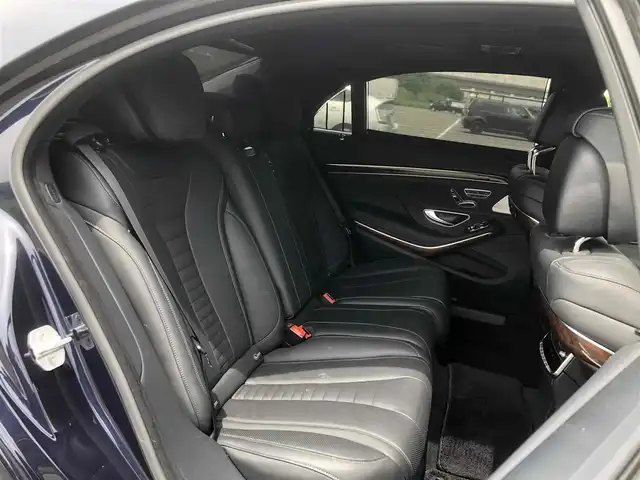 メルセデス・ベンツ Ｓ５５０Ｌ 福岡県 2016(平28)年 2.7万km カバンサイトブルー 純正メーカーナビ/　フルセグTV/CD/DVD/Bluetooth/360°カメラ/アクティブパーキングアシスト/パノラミックスライディングルーフ/ウィンカーミラー/クルーズコントロール/サンルーフ/木目調革巻きステアリング/全席パワーシート、シートヒーター/後席電動ブラインド/Burmesterサラウンドサウンドシステム/プッシュスタート/ETC/純正18インチアルミホイール/ドライブレコーダー【DRY-WiFiV5】/レーダー探知機【Z260Cｓｄ】/アンビエントライト/保証書/取扱説明書/レーダーセーフティパッケージ/・ブレーキアシストプラス/・後方衝突警告システム/・PRE-SAFEブレーキ/・アクティブレーンキーピングアシスト/・アクティブブラインドスポットアシスト/・ディストロニックプラス/・チャイルドセーフティシートセンサー（助手席）