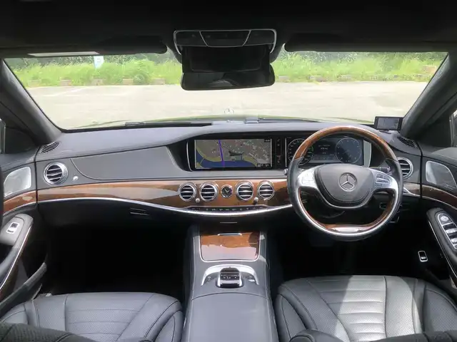 メルセデス・ベンツ Ｓ５５０Ｌ 福岡県 2016(平28)年 2.7万km カバンサイトブルー 純正メーカーナビ/　フルセグTV/CD/DVD/Bluetooth/360°カメラ/アクティブパーキングアシスト/パノラミックスライディングルーフ/ウィンカーミラー/クルーズコントロール/サンルーフ/木目調革巻きステアリング/全席パワーシート、シートヒーター/後席電動ブラインド/Burmesterサラウンドサウンドシステム/プッシュスタート/ETC/純正18インチアルミホイール/ドライブレコーダー【DRY-WiFiV5】/レーダー探知機【Z260Cｓｄ】/アンビエントライト/保証書/取扱説明書/レーダーセーフティパッケージ/・ブレーキアシストプラス/・後方衝突警告システム/・PRE-SAFEブレーキ/・アクティブレーンキーピングアシスト/・アクティブブラインドスポットアシスト/・ディストロニックプラス/・チャイルドセーフティシートセンサー（助手席）