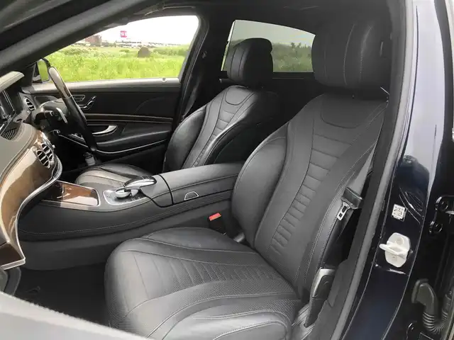 メルセデス・ベンツ Ｓ５５０Ｌ 福岡県 2016(平28)年 2.7万km カバンサイトブルー 純正メーカーナビ/　フルセグTV/CD/DVD/Bluetooth/360°カメラ/アクティブパーキングアシスト/パノラミックスライディングルーフ/ウィンカーミラー/クルーズコントロール/サンルーフ/木目調革巻きステアリング/全席パワーシート、シートヒーター/後席電動ブラインド/Burmesterサラウンドサウンドシステム/プッシュスタート/ETC/純正18インチアルミホイール/ドライブレコーダー【DRY-WiFiV5】/レーダー探知機【Z260Cｓｄ】/アンビエントライト/保証書/取扱説明書/レーダーセーフティパッケージ/・ブレーキアシストプラス/・後方衝突警告システム/・PRE-SAFEブレーキ/・アクティブレーンキーピングアシスト/・アクティブブラインドスポットアシスト/・ディストロニックプラス/・チャイルドセーフティシートセンサー（助手席）