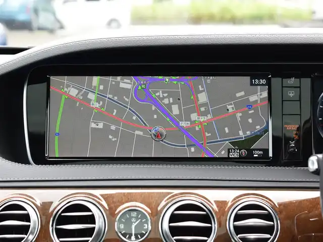 メルセデス・ベンツ Ｓ５５０Ｌ 福岡県 2016(平28)年 2.7万km カバンサイトブルー 純正メーカーナビ/　フルセグTV/CD/DVD/Bluetooth/360°カメラ/アクティブパーキングアシスト/パノラミックスライディングルーフ/ウィンカーミラー/クルーズコントロール/木目調革巻きステアリング/全席パワーシート、シートヒーター/後席電動ブラインド/Burmesterサラウンドサウンドシステム/プッシュスタート/ETC/純正18インチアルミホイール/ドライブレコーダー【DRY-WiFiV5】/レーダー探知機【Z260Cｓｄ】/アンビエントライト/保証書/取扱説明書/レーダーセーフティパッケージ/・ブレーキアシストプラス/・後方衝突警告システム/・PRE-SAFEブレーキ/・アクティブレーンキーピングアシスト/・アクティブブラインドスポットアシスト/・ディストロニックプラス/・チャイルドセーフティシートセンサー（助手席）