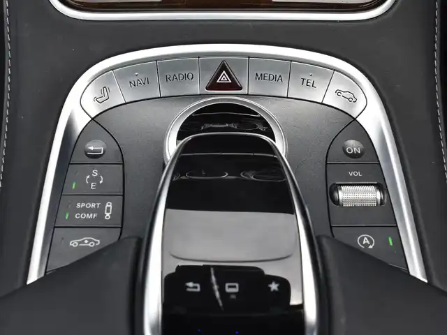 メルセデス・ベンツ Ｓ５５０Ｌ 福岡県 2016(平28)年 2.7万km カバンサイトブルー 純正メーカーナビ/　フルセグTV/CD/DVD/Bluetooth/360°カメラ/アクティブパーキングアシスト/パノラミックスライディングルーフ/ウィンカーミラー/クルーズコントロール/木目調革巻きステアリング/全席パワーシート、シートヒーター/後席電動ブラインド/Burmesterサラウンドサウンドシステム/プッシュスタート/ETC/純正18インチアルミホイール/ドライブレコーダー【DRY-WiFiV5】/レーダー探知機【Z260Cｓｄ】/アンビエントライト/保証書/取扱説明書/レーダーセーフティパッケージ/・ブレーキアシストプラス/・後方衝突警告システム/・PRE-SAFEブレーキ/・アクティブレーンキーピングアシスト/・アクティブブラインドスポットアシスト/・ディストロニックプラス/・チャイルドセーフティシートセンサー（助手席）