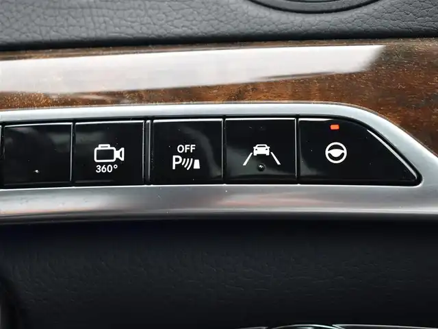 メルセデス・ベンツ Ｓ５５０Ｌ 福岡県 2016(平28)年 2.7万km カバンサイトブルー 純正メーカーナビ/　フルセグTV/CD/DVD/Bluetooth/360°カメラ/アクティブパーキングアシスト/パノラミックスライディングルーフ/ウィンカーミラー/クルーズコントロール/木目調革巻きステアリング/全席パワーシート、シートヒーター/後席電動ブラインド/Burmesterサラウンドサウンドシステム/プッシュスタート/ETC/純正18インチアルミホイール/ドライブレコーダー【DRY-WiFiV5】/レーダー探知機【Z260Cｓｄ】/アンビエントライト/保証書/取扱説明書/レーダーセーフティパッケージ/・ブレーキアシストプラス/・後方衝突警告システム/・PRE-SAFEブレーキ/・アクティブレーンキーピングアシスト/・アクティブブラインドスポットアシスト/・ディストロニックプラス/・チャイルドセーフティシートセンサー（助手席）