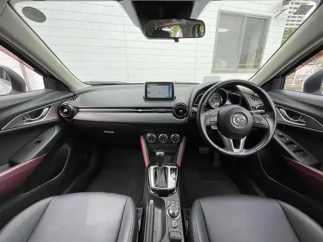 マツダ ＣＸ－３ XD ツーリング 兵庫県 2015(平27)年 10.7万km セラミックM (株)IDOMが運営する【じしゃロン神戸名谷店】の自社ローン専用車両になりますこちらは現金またはオートローンご利用時の価格です。自社ローンご希望の方は別途その旨お申付け下さい/ワンオーナー/純正ナビ/(CD/DVD/BT/フルセグ)/バックカメラ/衝突軽減ブレーキ/ブラインドスポットモニター/クルーズコントロール/ハーフレザーシート/パドルシフト/オートライト/オートワイパー/純正18インチAW