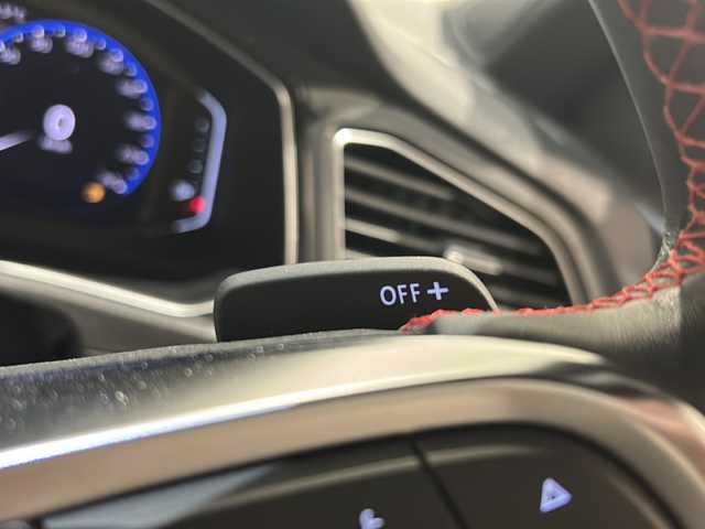 フォルクスワーゲン Ｔ－ロック TDI スポーツ 新潟県 2020(令2)年 3.7万km ピュアホワイト 純正ナビ”Discover Pro”/(CD/DVD/Bluetooth/USB/フルセグTV)/オールインセーフティ/-アダプティブクルーズコントロール/-レーンキープアシスト/-ハイビームアシスト/-バックカメラ/-ブラインドスポットモニター/-リヤトラフィックアラート/-プリクラッシュブレーキ/デジタルメータークラスター/パドルシフト/LEDヘッドライト/パワーバックドア/純正18インチアルミホイール/ハーフレザーシート/ETC2.0/ドライブレコーダー