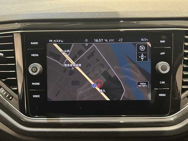 フォルクスワーゲン Ｔ－ロック TDI スポーツ 新潟県 2020(令2)年 3.7万km ピュアホワイト 純正ナビ”Discover Pro”/(CD/DVD/Bluetooth/USB/フルセグTV)/オールインセーフティ/-アダプティブクルーズコントロール/-レーンキープアシスト/-ハイビームアシスト/-バックカメラ/-ブラインドスポットモニター/-リヤトラフィックアラート/-プリクラッシュブレーキ/デジタルメータークラスター/パドルシフト/LEDヘッドライト/パワーバックドア/純正18インチアルミホイール/ハーフレザーシート/ETC2.0/ドライブレコーダー