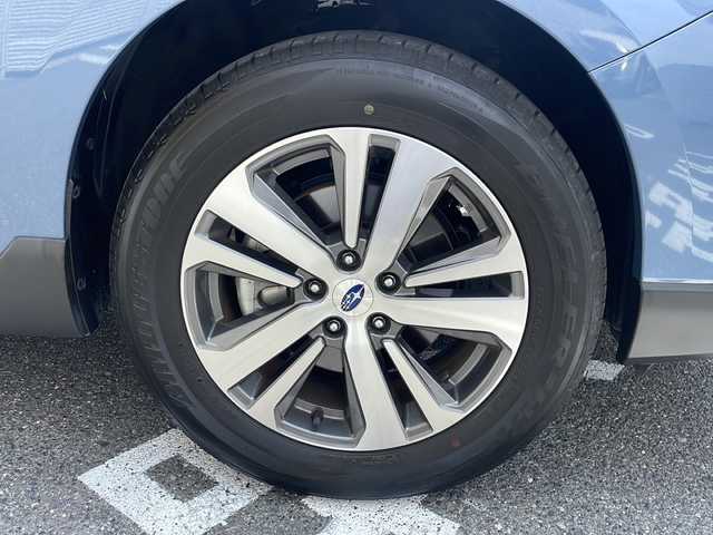 スバル アウトバック Bスポーツ 広島県 2020(令2)年 1.2万km ストームグレーメタリック /登録時走行距離/　　　　　　　12088キロ/ワンオーナー/4WD/純正ナビ/全方位モニター/地デジ/ハーフレザーシート/シートヒーター/クルーズコントロール/パドルシフト/スペアキー×１/ビルトインETC/新車時整備手帳/　　【保証書】/取扱説明書/