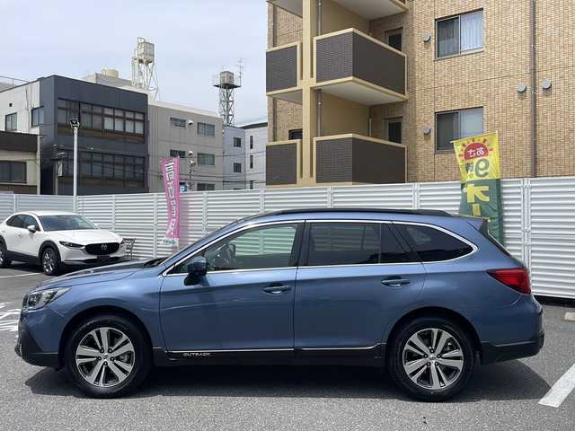 スバル アウトバック Bスポーツ 広島県 2020(令2)年 1.2万km ストームグレーメタリック /登録時走行距離/　　　　　　　12088キロ/ワンオーナー/4WD/純正ナビ/全方位モニター/地デジ/ハーフレザーシート/シートヒーター/クルーズコントロール/パドルシフト/スペアキー×１/ビルトインETC/新車時整備手帳/　　【保証書】/取扱説明書/