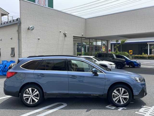 スバル アウトバック Bスポーツ 広島県 2020(令2)年 1.2万km ストームグレーメタリック /登録時走行距離/　　　　　　　12088キロ/ワンオーナー/4WD/純正ナビ/全方位モニター/地デジ/ハーフレザーシート/シートヒーター/クルーズコントロール/パドルシフト/スペアキー×１/ビルトインETC/新車時整備手帳/　　【保証書】/取扱説明書/