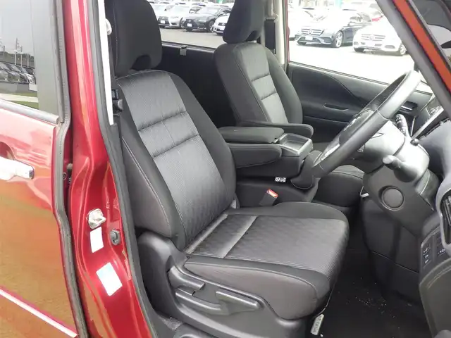 日産 セレナ ハイウェイスター V 千葉県 2020(令2)年 4万km マルーンレッド エマージェンシーブレーキ/プロパイロット/インテリジェントクルーズコントロール/ハンズフリー両側パワースライドドア/10インチ純正SDナビ/地デジTV/【BD/DVD/CD再生機能　Bluetooth接続】/アラウンドビューモニター/フリップダウンモニター/ドライブレコーダー（DJ4-D）/革巻きステアリング/ステアリングスイッチ/ETC（2.0）/LEDヘッドライト/フォグライト/ウインカーミラー/コーナーセンサー/純正16インチアルミホイル/サイド/カーテンエアバッグ/インテリジェントキー