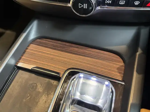 ボルボ Ｖ６０ アルティメット B4 宮城県 2022(令4)年 4.8万km オニキスブラックP ＡＣＣ　/ＬＫＡ　/ＢＬＩＳ　/ヘッドアップディスプレイ　/ｈａｒｍａｎ／ｋａｒｄｏｎサウンドシステム　/Ｇｏｏｇｌｅナビ　/全方位カメラ　/茶革シート　/エアシート　/シートヒーター　/パワーシート　/ＬＥＤヘッドライト　/オレフォス製シフト　/液晶メーターパネル