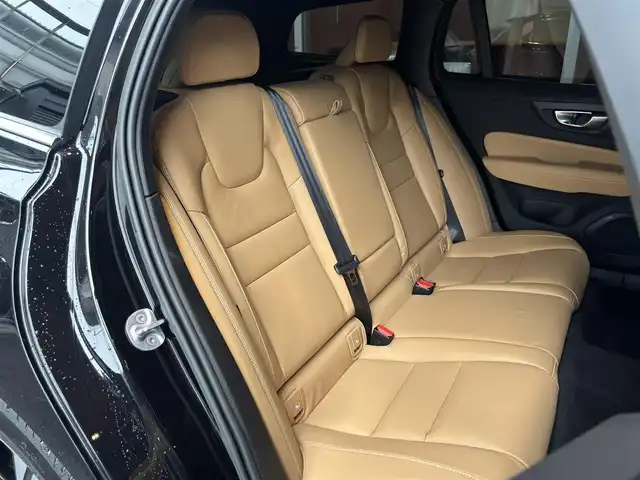 ボルボ Ｖ６０ アルティメット B4 宮城県 2022(令4)年 4.8万km オニキスブラックP ＡＣＣ　/ＬＫＡ　/ＢＬＩＳ　/ヘッドアップディスプレイ　/ｈａｒｍａｎ／ｋａｒｄｏｎサウンドシステム　/Ｇｏｏｇｌｅナビ　/全方位カメラ　/茶革シート　/エアシート　/シートヒーター　/パワーシート　/ＬＥＤヘッドライト　/オレフォス製シフト　/液晶メーターパネル