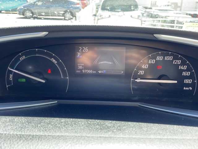 トヨタ シエンタ ハイブリッド G 沖縄県 2016(平28)年 9.7万km コバルトブルーメタリック 純正ナビ・Bluetooth・TV・CD/両側パワースライドドア/ETC/ドライブレコーダー/オートマチックハイビーム/レーンキープアシスト/コーナーセンサー/電動格納ミラー/スマートキー