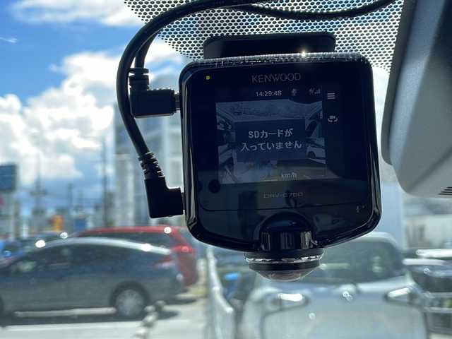 トヨタ シエンタ ハイブリッド G 沖縄県 2016(平28)年 9.7万km コバルトブルーメタリック 純正ナビ・Bluetooth・TV・CD/両側パワースライドドア/ETC/ドライブレコーダー/オートマチックハイビーム/レーンキープアシスト/コーナーセンサー/電動格納ミラー/スマートキー