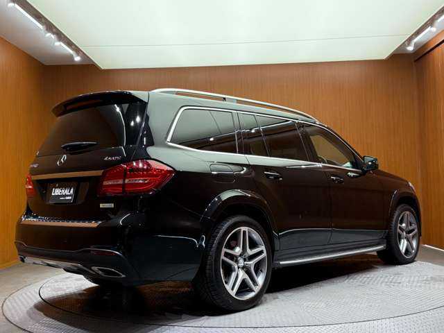 メルセデス・ベンツ ＧＬＳ３５０ｄ 4マチックスポーツ 千葉県 2016(平28)年 5.4万km オブシディアンブラック パノラマＳＲ　/黒革シート　/ＡＣＣ　/ナビ　/ＴＶ　/Ｂｌｕｅｔｏｏｔｈ接続　/３６０°ｈａｒｍａｎｋａｒｄｏｎサウンド　/シートヒーター　/電動リアゲート　/パーキングアシスト　/衝突軽減Ｂ　/ＢＳＭ　/ＬＫＡ　/ドラレコ