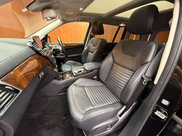 メルセデス・ベンツ ＧＬＳ３５０ｄ 4マチックスポーツ 千葉県 2016(平28)年 5.4万km オブシディアンブラック パノラマＳＲ　/黒革シート　/ＡＣＣ　/ナビ　/ＴＶ　/Ｂｌｕｅｔｏｏｔｈ接続　/３６０°ｈａｒｍａｎｋａｒｄｏｎサウンド　/シートヒーター　/電動リアゲート　/パーキングアシスト　/衝突軽減Ｂ　/ＢＳＭ　/ＬＫＡ　/ドラレコ