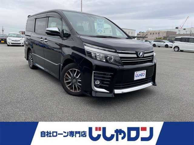 トヨタ ヴォクシー ZS 煌Ⅱ 奈良県 2016(平28)年 10.1万km ブラック ”(株)IDOMが運営する【じしゃロン堺店】の自社ローン専用車両になります。/こちらは現金またはオートローンご利用時の価格です。自社ローンご希望の方は別途その旨お申付け下さい”