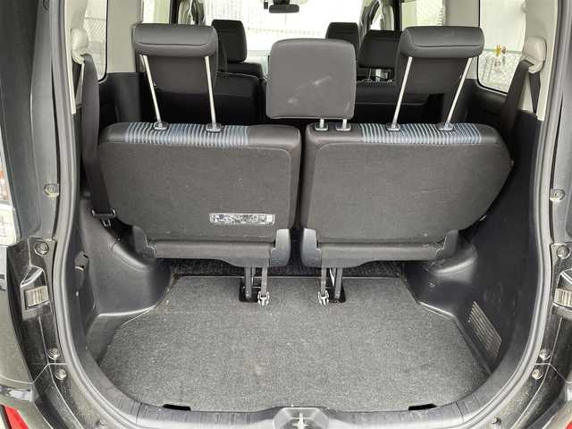 トヨタ ヴォクシー ZS 煌Ⅱ 奈良県 2016(平28)年 10.1万km ブラック ”(株)IDOMが運営する【じしゃロン堺店】の自社ローン専用車両になります。/こちらは現金またはオートローンご利用時の価格です。自社ローンご希望の方は別途その旨お申付け下さい”