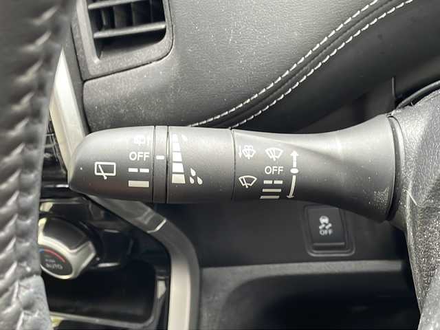 日産 セレナ ハイウェイスター Vセレクション 青森県 2017(平29)年 9.7万km マルーンレッド 4WD/セーフティパックA/純正9インチナビ・フルセグTV/CD・DVD・Bluetooth・SD/純正フリップダウンモニター/アラウンドビューモニター/インテリジェントパーキングアシスト/純正ドライブレコーダー/両側パワースライドドア/エマージェンシーブレーキ/クルーズコントロール/フロント・バックソナー/サイド・カーテンエアバッグ/ビルトインETC/LEDヘッドライト/フォグランプ/純正15インチアルミ