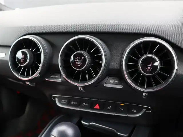 アウディ ＴＴＳクーペ 2.0 TFSI クワトロ 宮城県 2016(平28)年 3.1万km ミトスブラックメタリック 純正ナビTV/・フルセグ・CD・DVD・USB・SD・AUX・BT/バーチャルコクピット/バックカメラ/パーキングアシスト/レッドレザーシート/・左右パワーシート・シートヒーター/パドルシフト/オートライト/・オートハイビーム/オートブレーキホールド/ドライブセレクト/クルーズコントロール/ＬＥＤヘッドライト/純正１９インチＡＷ/ビルトインＥＴＣ/純正ＯＰドライブレコーダー前のみ/前後コーナーセンサー/電動リアスポイラー