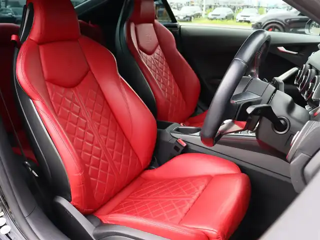 アウディ ＴＴＳクーペ 2.0 TFSI クワトロ 宮城県 2016(平28)年 3.1万km ミトスブラックメタリック 純正ナビTV/・フルセグ・CD・DVD・USB・SD・AUX・BT/バーチャルコクピット/バックカメラ/パーキングアシスト/レッドレザーシート/・左右パワーシート・シートヒーター/パドルシフト/オートライト/・オートハイビーム/オートブレーキホールド/ドライブセレクト/クルーズコントロール/ＬＥＤヘッドライト/純正１９インチＡＷ/ビルトインＥＴＣ/純正ＯＰドライブレコーダー前のみ/前後コーナーセンサー/電動リアスポイラー