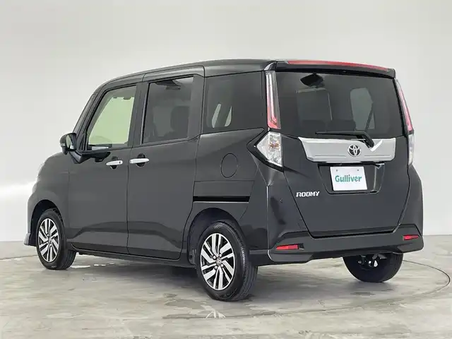 トヨタ ルーミー カスタムG 群馬県 2024(令6)年 0.9万km ブラックマイカメタリック 禁煙車　両側パワスラ　純正ディスプレイオーディオ　BT　フルセグ　アップルカープレイ　HDMI　衝突軽減システム　コーナーセンサー　追従クルコン　レーンキープアシスト　シートヒーター　オートホールド