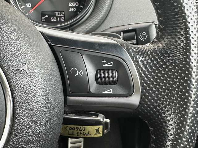 アウディ ＴＴクーペ 1．8 TFSI Sライン 愛知県 2013(平25)年 5万km パール ナビゲーション　/フルセグテレビ　/ＣＤ＆ＤＶＤ　/ブルートゥース　/ＵＳＢ接続　/ミュージックサーバー　/バックカメラ　/ＥＴＣ　/ハーフレザーシート　/キーレス　/社外１９インチアルミホイール　/保証書　/取扱説明書　/整備手帳