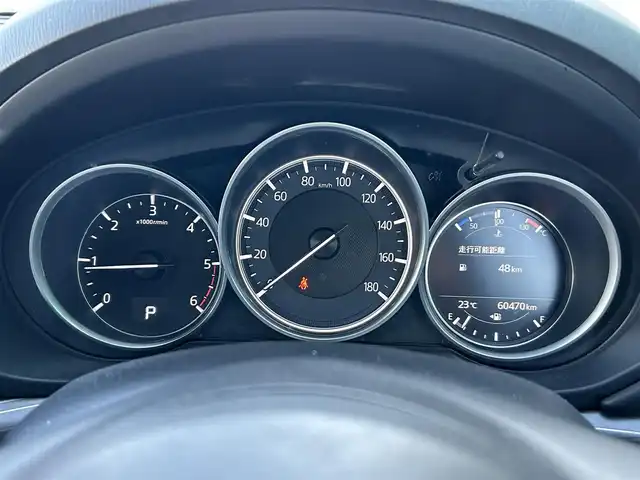 マツダ ＣＸ－５ XD Lパッケージ 宮城県 2018(平30)年 6.1万km エターナルブルーマイカ BOSEサウンドシステム/360度ビューモニター/フロントパーキングセンサー/＝＝＝/アドバンストスマートシティブレーキサポート/後退時スマートシティブレーキサポート/誤発進抑制制御/スマートブレーキサポート/レーダークルーズコントロール/ブラインドスポットモニタリング/車線逸脱警報システム/レーンキープアシストシステム/リアパーキングセンサー/ドライバーアテンションアラート/マツダコネクトナビ/・Bluetooth/・USB/ETC（バイザー裏）/パワーバックドア/ホワイトレザーシート/シートヒーター/ステアリングヒーター/パワーシート（運転席メモリー機能付）/革巻きステアリング/ステアリングウイッチ/電動パーキングブレーキ/ブレーキホールド/アダプティブLEDヘッドランプ/フォグランプ/オートライト/スマートキー＆プッシュスタート/電動格納ミラー/純正17インチAWレスオプション/純正ラバーマット/W/サイド/カーテンエアバッグ