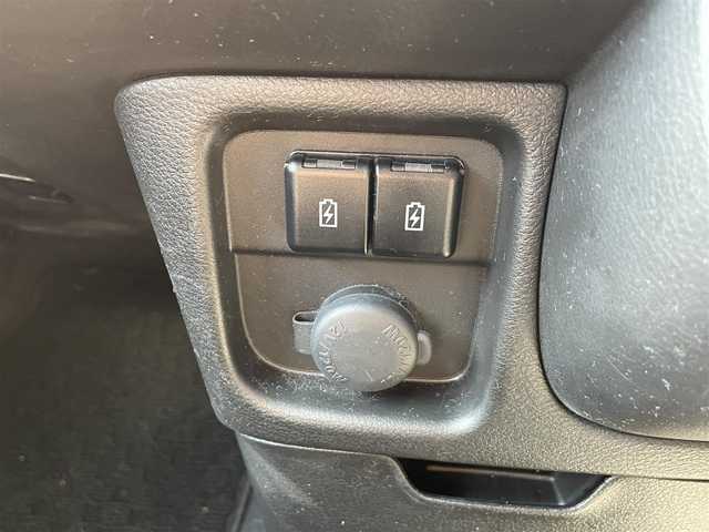 スズキ ソリオ HV MZ 長崎県 2023(令5)年 4万km メロウディープレッドパール ワンオーナー/純正メーカーナビ/（フルセグ・DVD・USB・BT・スマホ連携）/全方位カメラ/スズキセーフティーサポート/ETC/ドライブレコーダー前後/両側パワースライドドア/前席シートヒーター/レーンキープアシスト/ステアリングスイッチ/オートライト/レーダークルーズコントロール/クリアランスソナー/LEDヘッドライト/スペアキー/アイドリングストップ/新車保証書/取扱説明書