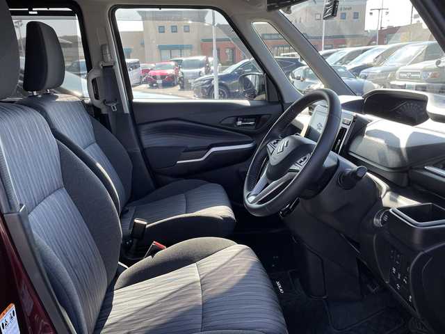 スズキ ソリオ HV MZ 長崎県 2023(令5)年 4万km メロウディープレッドパール ワンオーナー/純正メーカーナビ/（フルセグ・DVD・USB・BT・スマホ連携）/全方位カメラ/スズキセーフティーサポート/ETC/ドライブレコーダー前後/両側パワースライドドア/前席シートヒーター/レーンキープアシスト/ステアリングスイッチ/オートライト/レーダークルーズコントロール/クリアランスソナー/LEDヘッドライト/スペアキー/アイドリングストップ/新車保証書/取扱説明書