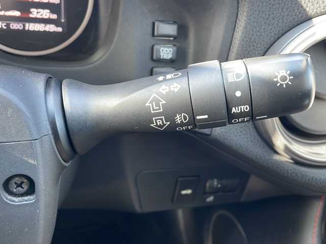 トヨタ ８６ GT 道東・釧路十勝 2017(平29)年 16.9万km クリスタルホワイトパール ・６速MT/・社外カーオーディオ/（CD/BT/USB）/・10型ドラレコ付きデジタルミラー/・LEDヘッドライト/・オートライト/・横滑り防止/・純正フロアマット/・プッシュスタート/・スマートキー/・取扱説明書/・純正アルミホイール/・社外アルミホイール付冬タイヤ積込（205/55/R16）/2020年製造　残7ミリ