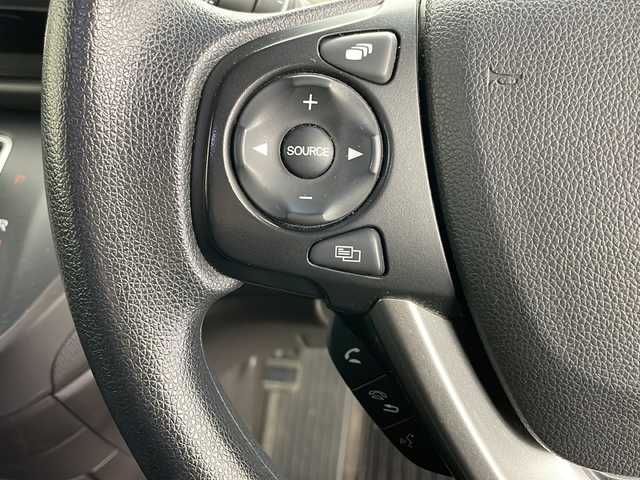 ホンダ フリード G ホンダセンシング 道央・札幌 2020(令2)年 5.9万km プレミアムスパークルブラックパール ・4WD/・寒冷地仕様/・ホンダセンシング/・アダプティブクルーズコントロール/・横滑り防止装置/・レーンキープアシスト/・純正ナビ（VXM-195VFi）/・BT/CD/DVD/SD/フルセグTV/・バックカメラ/・純正フリップダウンモニター/・両側パワースライドドア/・前席シートヒーター/・フロントワイパーデアイサー/・ドアミラーヒーター/・オートライト/・LEDヘッドライト/・積込スタッドレス社外AW付