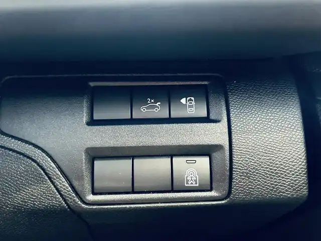 プジョー ３００８ GT ブルー HDi 大阪府 2021(令3)年 5.3万km グレー ワンオーナー/純正ディスプレイオーディオ/applecarplay/バック・サイドカメラ/純正18インチAW/LEDヘッドライト/電動リアゲート/ACC/ブラインドスポット/ワイヤレス充電/ハーフ革/Dメモリ付きパワーシート/シートヒーター