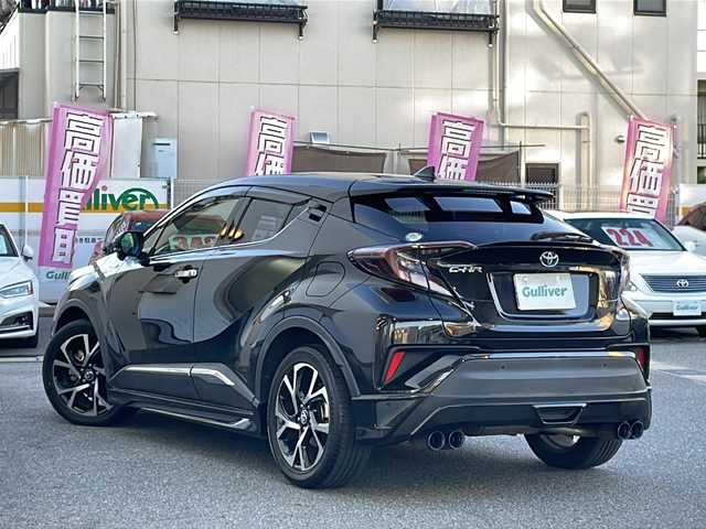 トヨタ Ｃ－ＨＲ G 愛知県 2017(平29)年 9.6万km ブラックマイカ /禁煙車//モデリスタフロントスポイラー//モデリスタサイドスカート//モデリスタリアスカート//モデリスタクールシャインキット//GANADOR4本出しマフラー//純正9インチナビ//フルセグ/Bluetooth/SD/CD/DVD//TVキャンセラー//バックカメラ//ビルトインETC//ドライブレコーダー//ハーフレザーシート//シートヒーター//ランバーサポート//プリクラッシュセーフティ//ブラインドスポットモニター//リアクロストラフィックアラート//レーンディパーチャーアラート//オートマッチックハイビーム//レーダークルーズコントロール//クリアランスソナー//車両接近通報//LEDオートヘッドライト//フォグランプ//純正18インチアルミホイール//スペアタイヤ//TRC//EVモード//ドライブモード//SPORT/NORMAL/ECO//オートブレーキホールド//プッシュスタート//スペアスマートキー//革巻きステアリング//ステアリモコン//チルト&テレスコピックステアリング//オートリトラクタブルウィンカーミラー//純正フロアマット//純正ドアバイザー//自動防眩ミラー//保証書//取扱説明書//ナビ取扱説明書//ディーラー点検整備記録簿R2.3.4.5.6