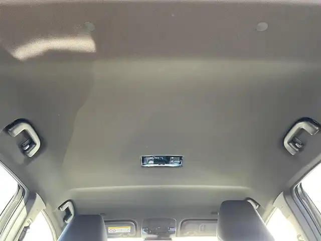 レクサス ＬＢＸ クール 群馬県 2024(令6)年 0.5万km 赤／ゴールド 安全装備/・衝突軽減ブレーキ/・クルーズコントロール/・コーナーセンサー/・レーンキープアシスト/・ブラインドスポットモニター/・オートライト/・オートハイビーム/・SOSコール/・横滑り防止/メーカー純正ナビ/・AM/FM/フルセグTV/・Bluetooth/USB（タイプC）/バックカメラ/パドルシフト/ヘッドアップディスプレイ/前席シートヒーター/シートメモリー/ETC2.0/LEDヘッドライト/LEDフォグランプ/ハンドルヒーター/ヒーターミラー/オートホールド/電動パーキング/スマートキー/プッシュスタート