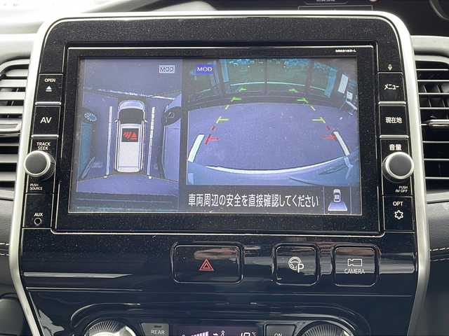 日産 セレナ ハイウェイスターVセレクションⅡ 長野県 2019(令1)年 4.7万km ブリリアントホワイトパール 2トーン 純正9インチナビゲーション/純正フリップダウンモニター/Bluetooth/CD/DVD/フルセグテレビ/全周囲カメラ/アラウンドビューモニター/前方ドライブレコーダー/ビルトインETC/クルーズコントロール/純正16インチアルミホイール/両側パワースライドドア/スマートキー/LEDヘッドライト/フォグランプ/スマートキー/プッシュスタートボタン/ダブルエアバッグ