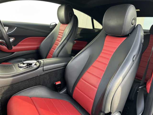 メルセデス・ベンツ Ｅ２００ クーペ スポーツ 東京都 2017(平29)年 8.6万km 黒 サンルーフ/パヒュームアトマイザー/ドラレコ/HUD/ACC/赤革シート/シートヒーター/パワーシート/360度カメラ/純正HDDナビ/フルセグ/Bluetooth/ETC2.0/LED/スマートキー