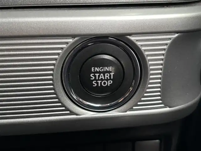 スズキ スペーシア ギア HYBRID XZターボ 大分県 2020(令2)年 6.7万km オフブルーメタリック/ガンメタリック2トーンルーフ ・純正ナビ(CD.DVD.SD.USB.BT)/・全方位カメラ/・フルセグテレビ/・ヘッドアップディスプレイ/・スズキセーフティサポート/・リアセンサー/・両側パワースライドドア/・クルーズコントロール/・ETC/・シートヒーター/・パドルシフト/・スマートキー/・プッシュスタート/・ステアリングリモコン/・ロールシェード