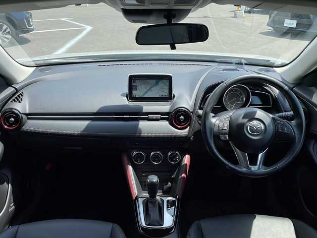 マツダ ＣＸ－３ XD ツーリング 青森県 2015(平27)年 4.3万km セラミックM ・4WD/・ディーゼル/・ターボ/・純正ナビ/・フルセグ/・バックカメラ/・衝突軽減ブレーキ/・プッシュスタート/・スマートキー/・スペアキー1本/・プレミアムサウンド（BOSE）/・横滑り防止/・オートライト/・LEDヘットライト/・MTモード付AT/・パドルシフト/・アイドリングストップ/・シートヒーター（D＋N）/・クルーズコントロール/・ヘットアップディスプレイ/・ETC/・純正フロアマット/・純正AW18インチ/・保証書/・取扱説明書