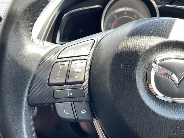 マツダ ＣＸ－３ XD ツーリング 青森県 2015(平27)年 4.3万km セラミックM ・4WD/・ディーゼル/・ターボ/・純正ナビ/・フルセグ/・バックカメラ/・衝突軽減ブレーキ/・プッシュスタート/・スマートキー/・スペアキー1本/・プレミアムサウンド（BOSE）/・横滑り防止/・オートライト/・LEDヘットライト/・MTモード付AT/・パドルシフト/・アイドリングストップ/・シートヒーター（D＋N）/・クルーズコントロール/・ヘットアップディスプレイ/・ETC/・純正フロアマット/・純正AW18インチ/・保証書/・取扱説明書