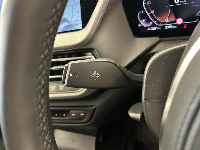 ＢＭＷ １１８ｉ Mスポーツ 岡山県 2020(令2)年 1.1万km 白 純ナビ/USB/BT/ACC/オートブレーキH/ドラレコ/ワイヤレス充電/Applecarplay/Androidauto/ライブコクピット/オートライト/LED/コンフォートアクセス/PWテールゲート