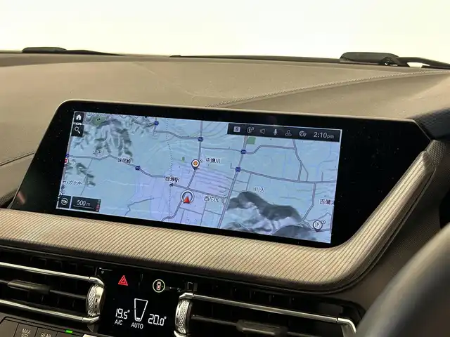 ＢＭＷ １１８ｉ Mスポーツ 岡山県 2020(令2)年 1.1万km 白 純ナビ/USB/BT/ACC/オートブレーキH/ドラレコ/ワイヤレス充電/Applecarplay/Androidauto/ライブコクピット/オートライト/LED/コンフォートアクセス/PWテールゲート