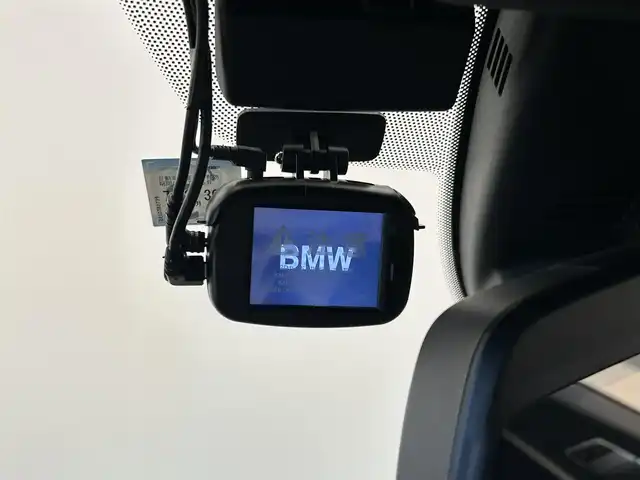 ＢＭＷ １１８ｉ Mスポーツ 岡山県 2020(令2)年 1.1万km 白 純ナビ/USB/BT/ACC/オートブレーキH/ドラレコ/ワイヤレス充電/Applecarplay/Androidauto/ライブコクピット/オートライト/LED/コンフォートアクセス/PWテールゲート
