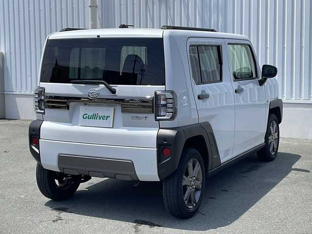 ダイハツ タフト G ダーククロムベンチャー 三重県 2022(令4)年 2.1万km シャイニングホワイトパール 純正9型ナビ(AM/FM/TV/BT/USB/HDMI)/バックカメラ/温シート/ステアリングスイッチ/電子パーキング/オートライト/LEDヘッドライト/フォグライト/衝突軽減/電動格納ミラー/アイドリングストップ/スペアキー/禁煙車